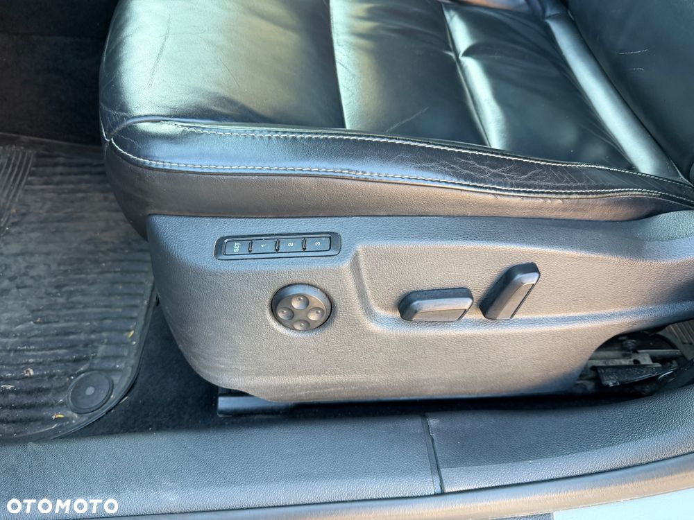 Skoda Superb 2.0 TDI 4x4 Exclusive - 29