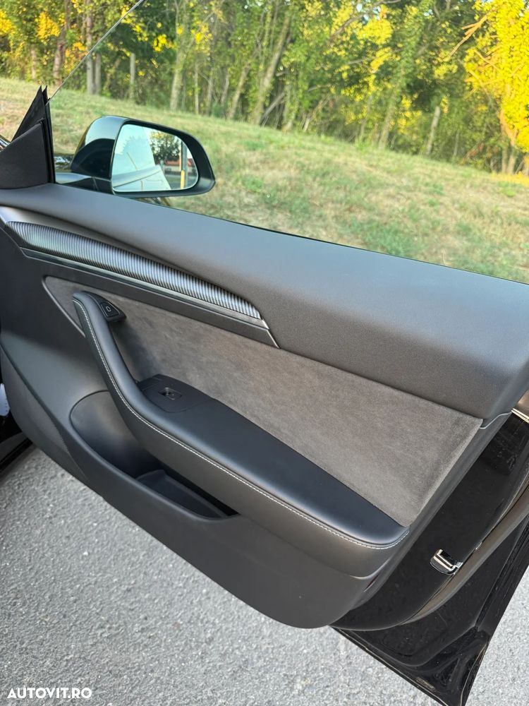 Tesla Model 3 Long Range AWD Premium - 13