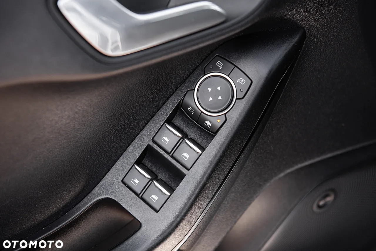 Ford Fiesta - 16