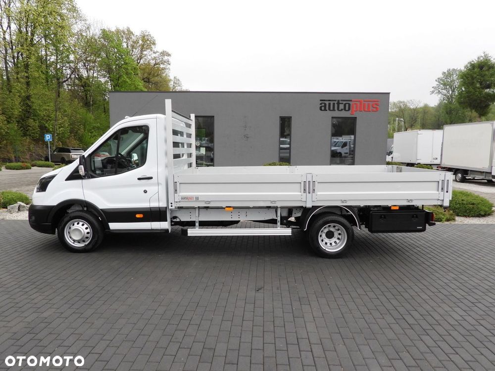 Ford TRANSIT SKRZYNIA 8 PALET TEMPOMAT BLIŹNIACZE KOŁA KLIMATYZACJA  170KM - 9
