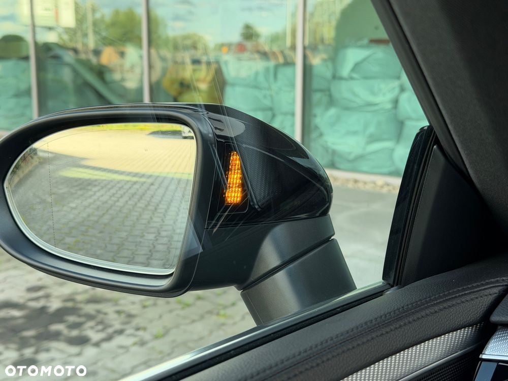 Volkswagen Arteon 2.0 TDI SCR 4Motion DSG R-Line - 27