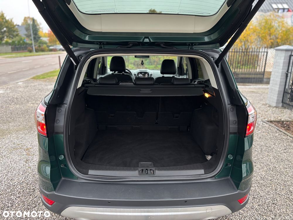 Ford Kuga - 24