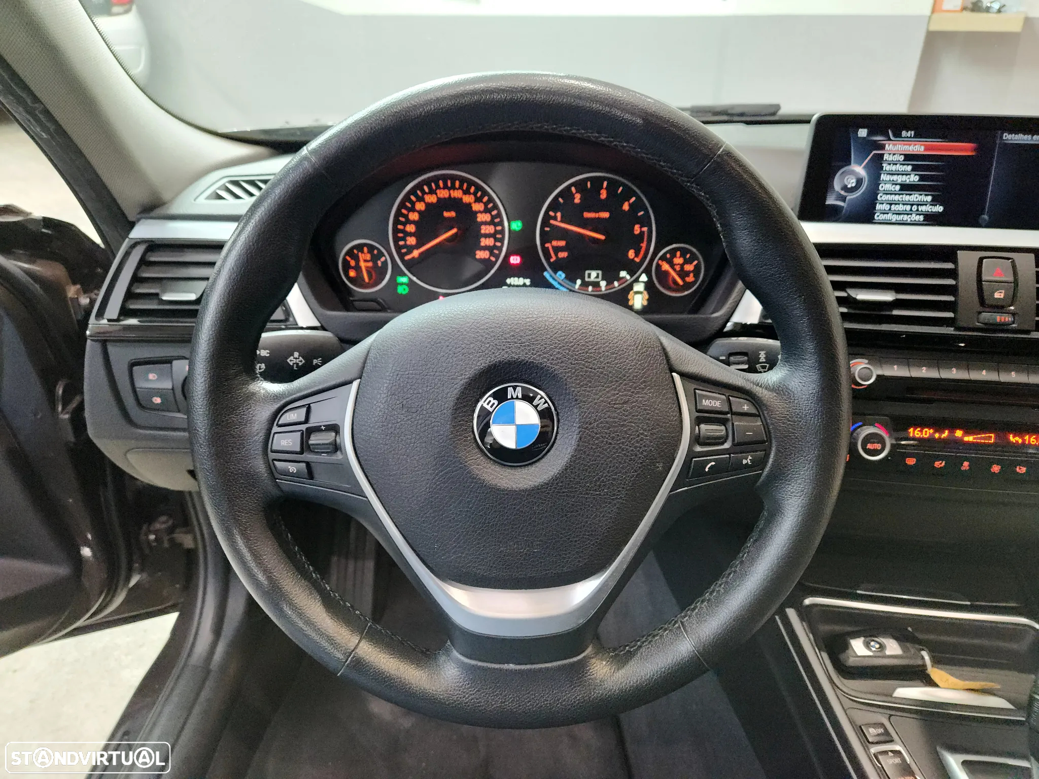 BMW 320 d Touring Aut. - 27