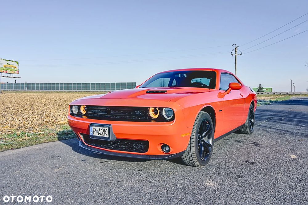 Dodge Challenger 5.7 R/T - 2