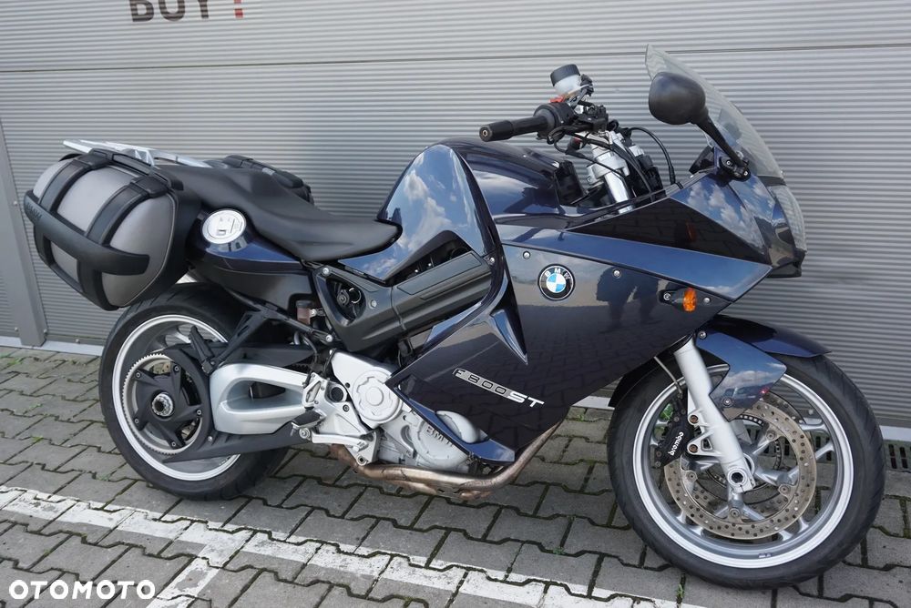 BMW F - 1