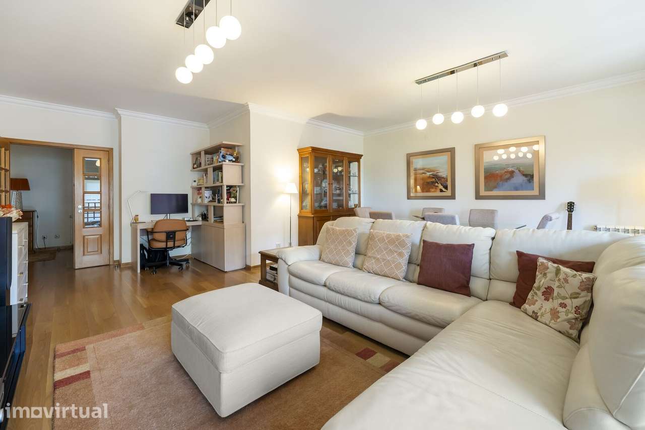 Apartamento T3 com estacionamento, Alto dos Moinhos, Lisboa - Grande imagem: 2/32