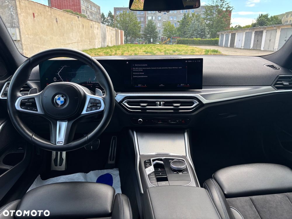BMW Seria 3 320i xDrive M Sport - 33