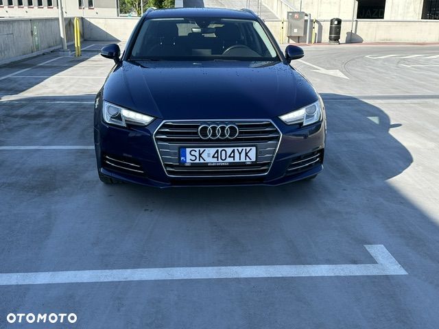 Audi A4 Avant 2.0 TFSI ultra Design - 8