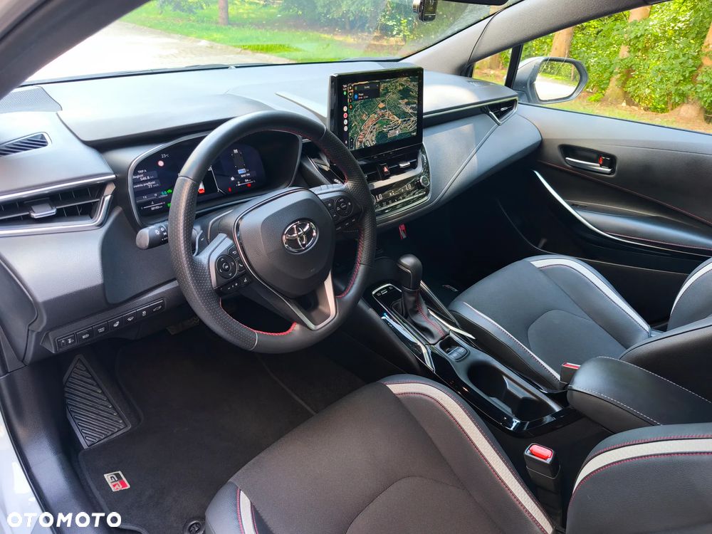 Toyota Corolla 2.0 Hybrid GR Sport Dynamic - 14