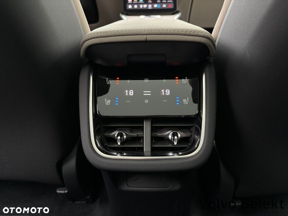Volvo ES90 - 24