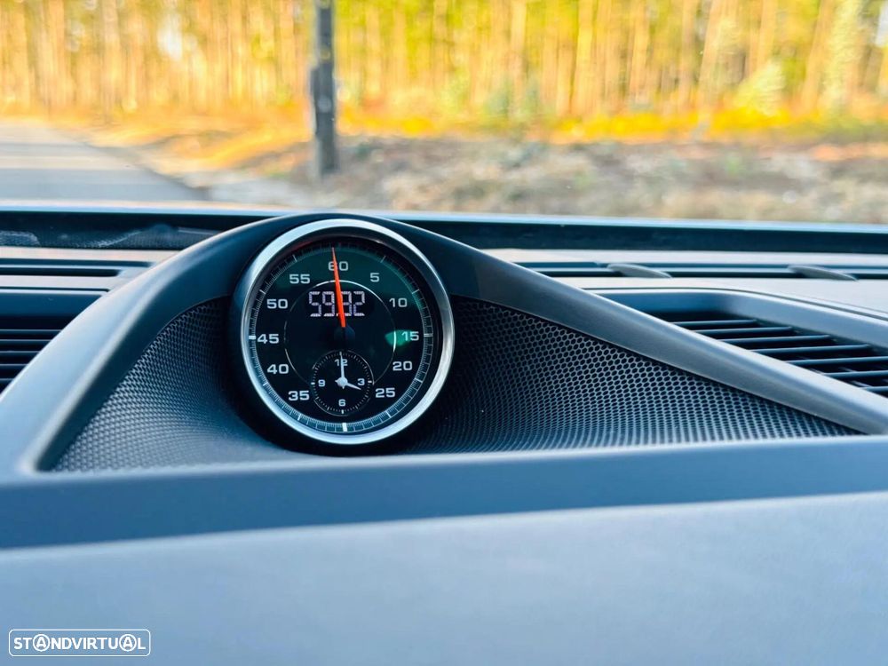 Porsche Panamera Platinum Edition - 34