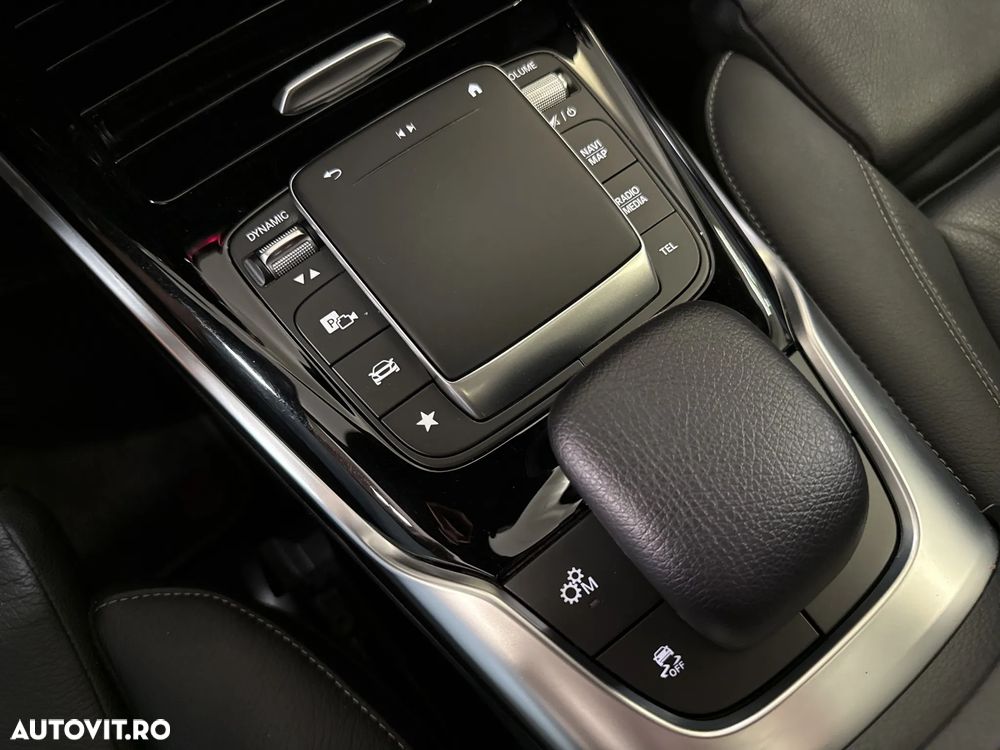 MERCEDES-BENZ A-Class 2022 — imagine 16