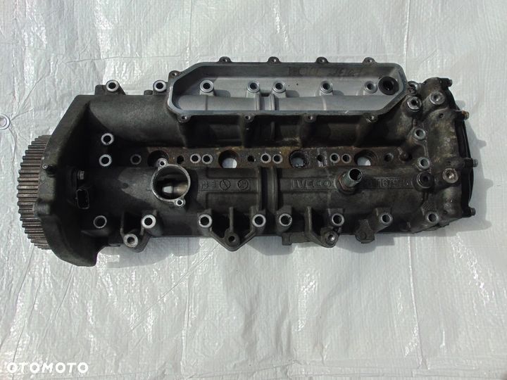 IVECO DAILY 2,3 pokrywa zaworów wałki 504167975