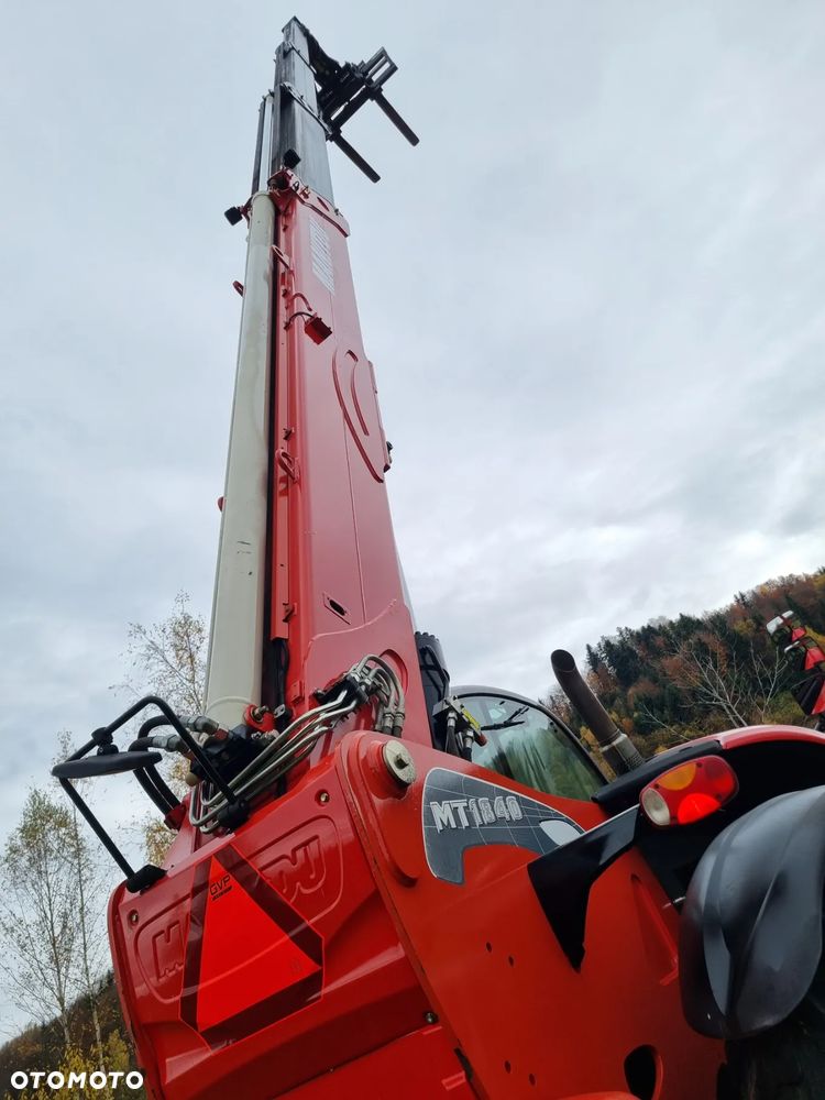 Manitou MT1840 Ładowarka Teleskopowa 18 metrów jak nowa z salonu Import Norwegia Rozsuwanie wideł Hydrauliczne. zmiana na łyżkę Hydra. ZERO LUZÓW Wycieków Maszyna z Gospodarstwa nie katowana - 6