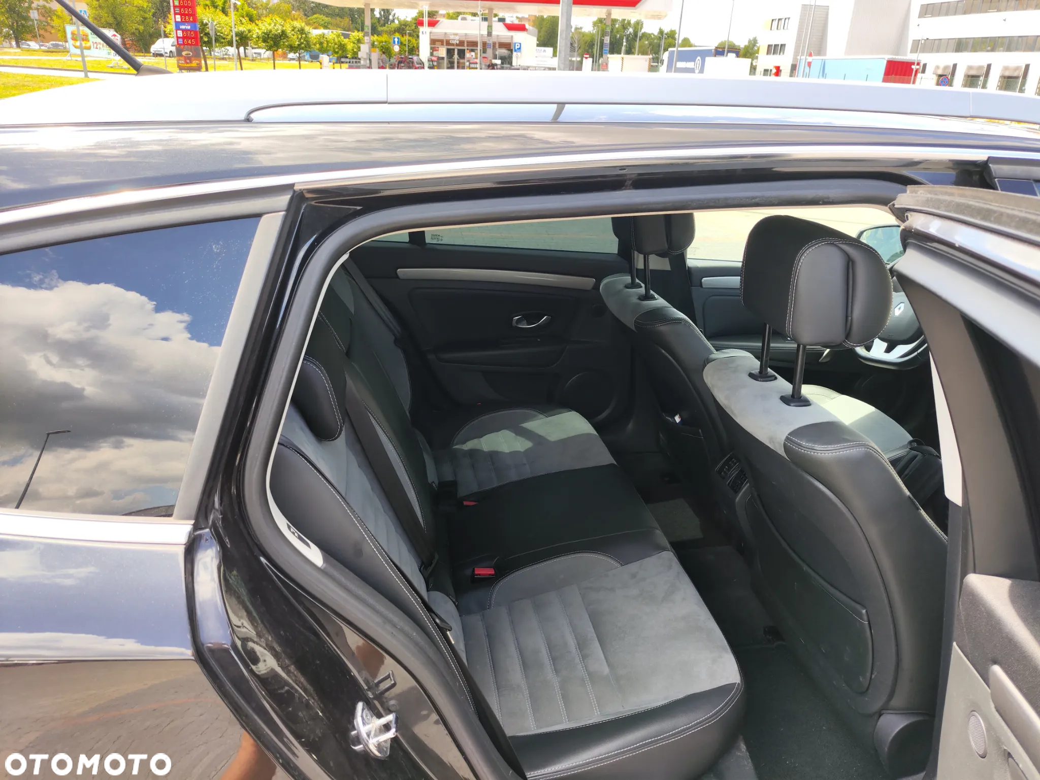 Renault Laguna Grandtour dCi 175 FAP Bose Edition - 32