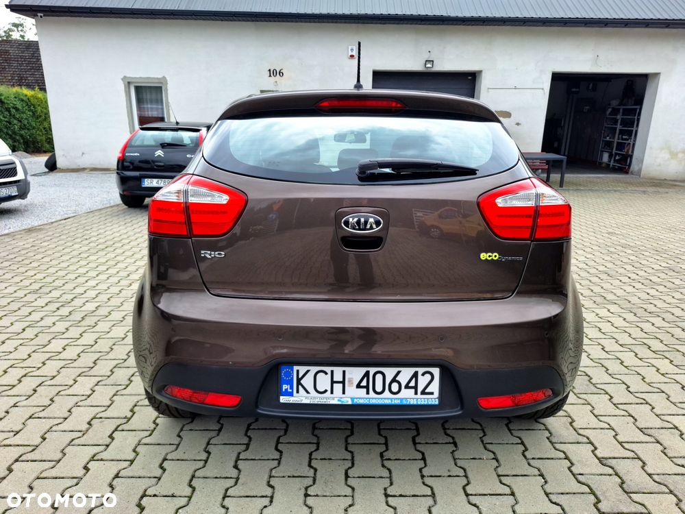Kia Rio - 3