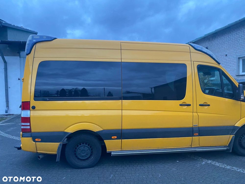 Mercedes-Benz Sprinter - 2