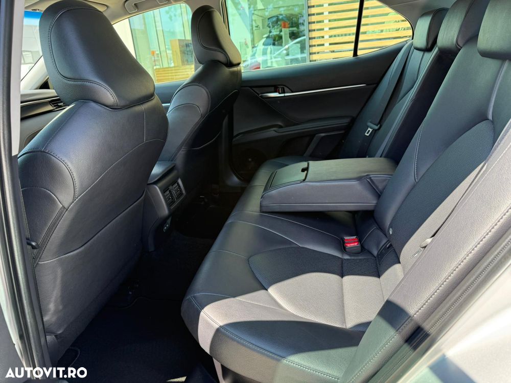 Toyota Camry 2.5 Business - 15