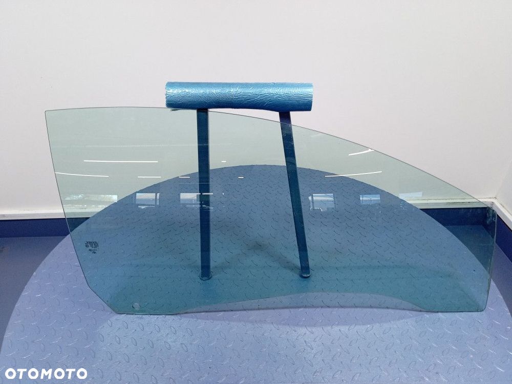 VOLVO C70 II SZYBA DRZWI PRZÓD PRAWA - 1