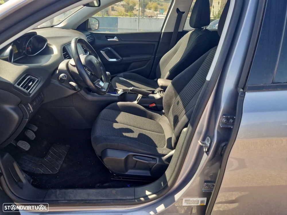 Peugeot 308 1.2 PureTech Style - 8