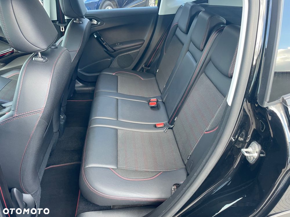 Peugeot 2008 BlueHDi FAP 120 STOP & START Business-Line - 31