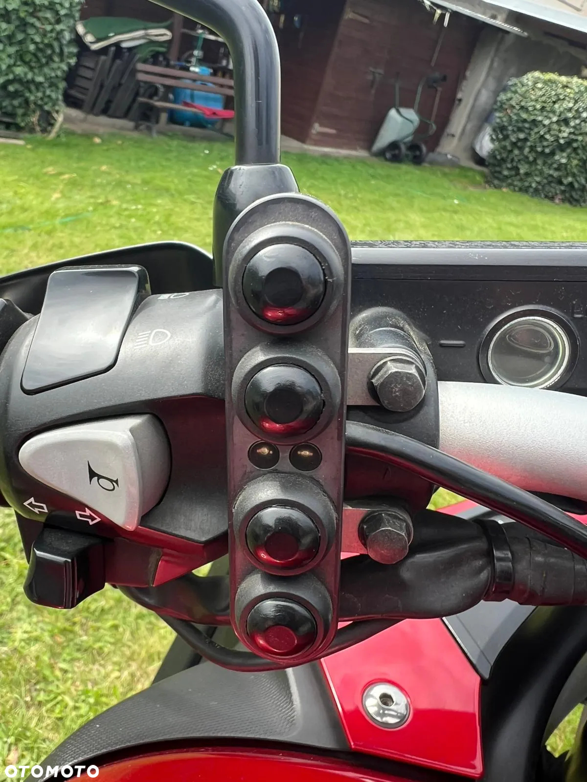 Honda VFR - 4