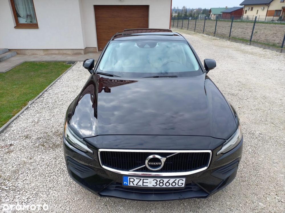 Volvo S60 T5 Momentum Pro - 4