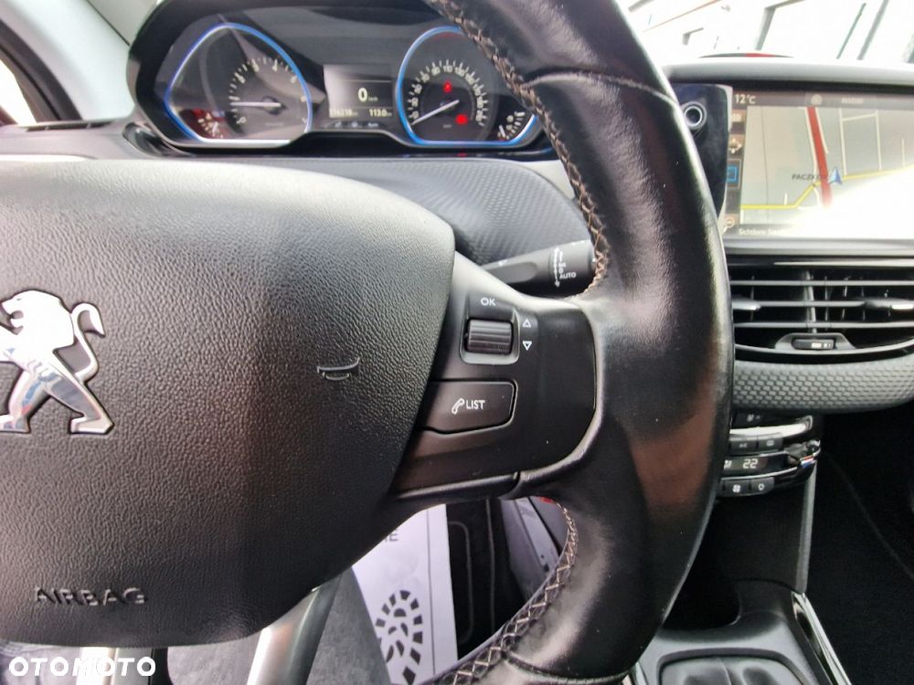 Peugeot 2008 - 15