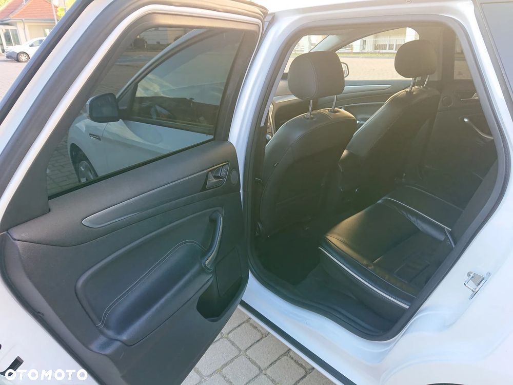 Ford Mondeo 1.6 TDCi Titanium - 24