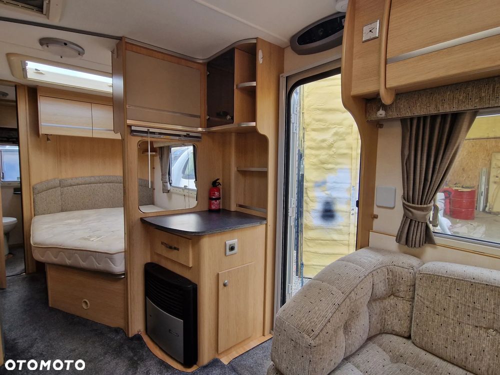 Coachman Pastiche - 7