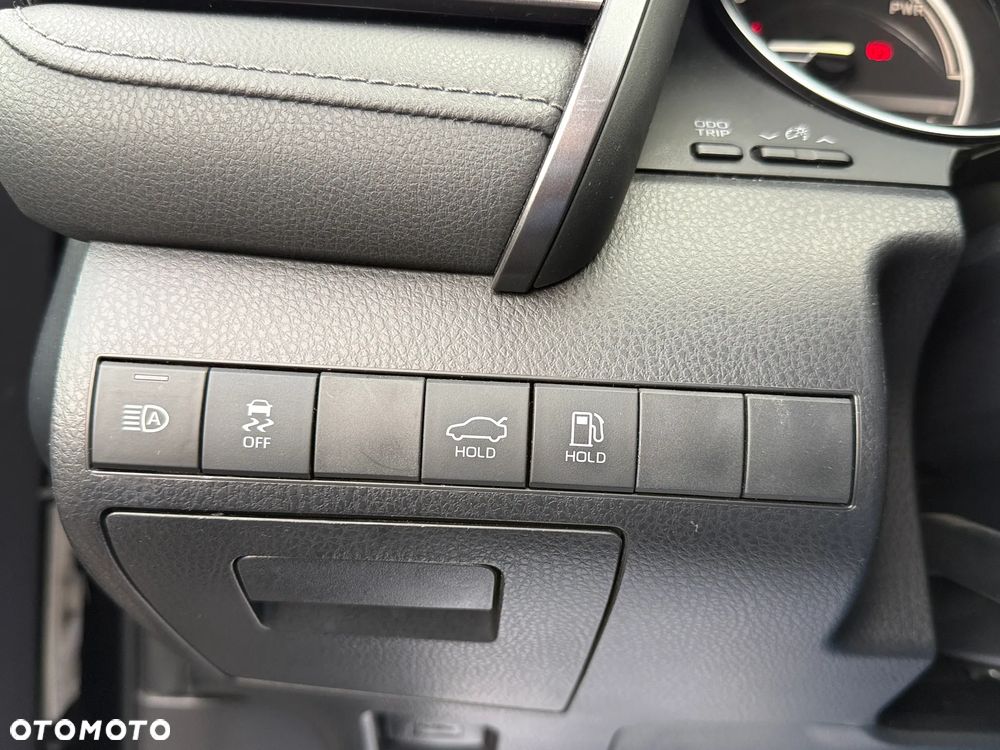 Toyota Camry 2.5 Hybrid Comfort CVT - 13