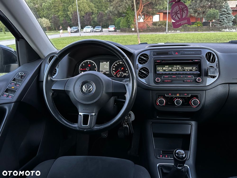 Volkswagen Tiguan - 11