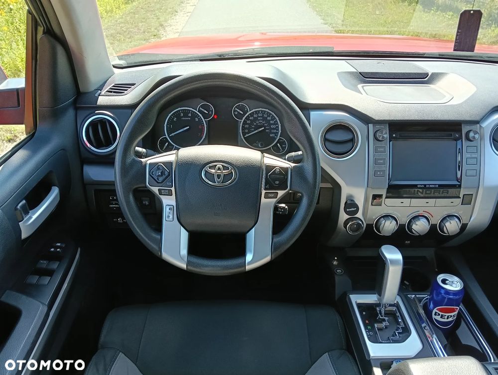 Toyota Tundra 5.7 4x4 Double Cab SR5 - 31