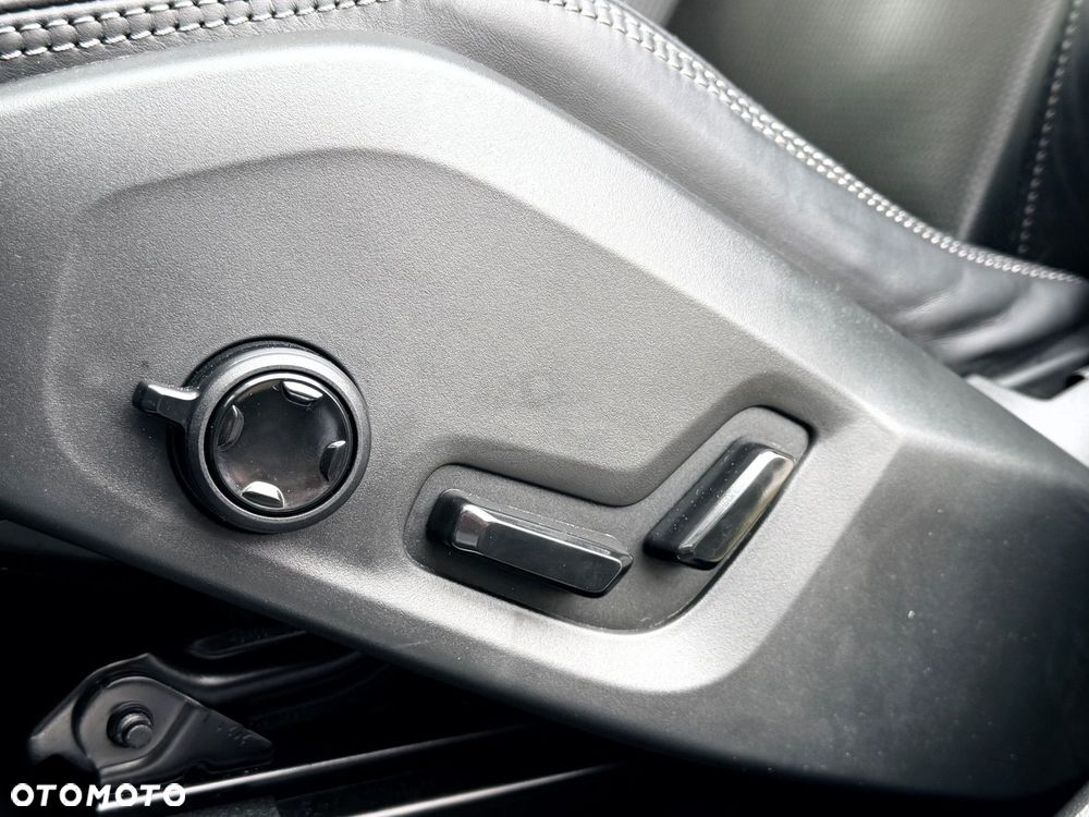 Volvo XC 60 - 21
