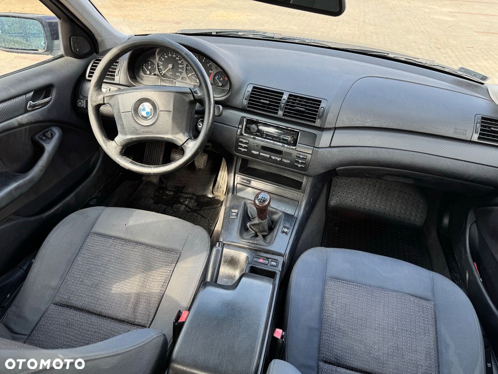 BMW Seria 3 318i - 6