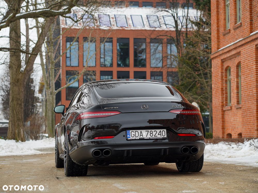 Mercedes-Benz AMG GT - 11