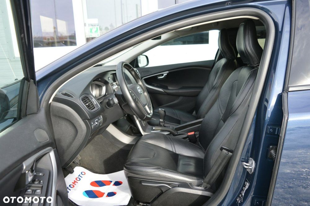 Volvo V40 D2 - 17