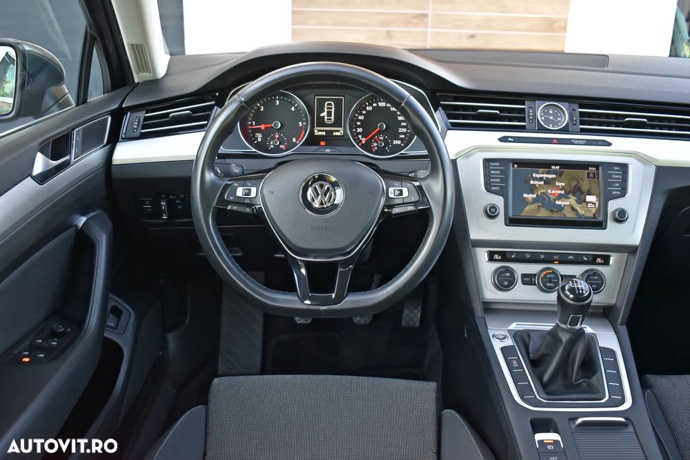 Volkswagen Passat 2.0 TDI Comfortline - 6