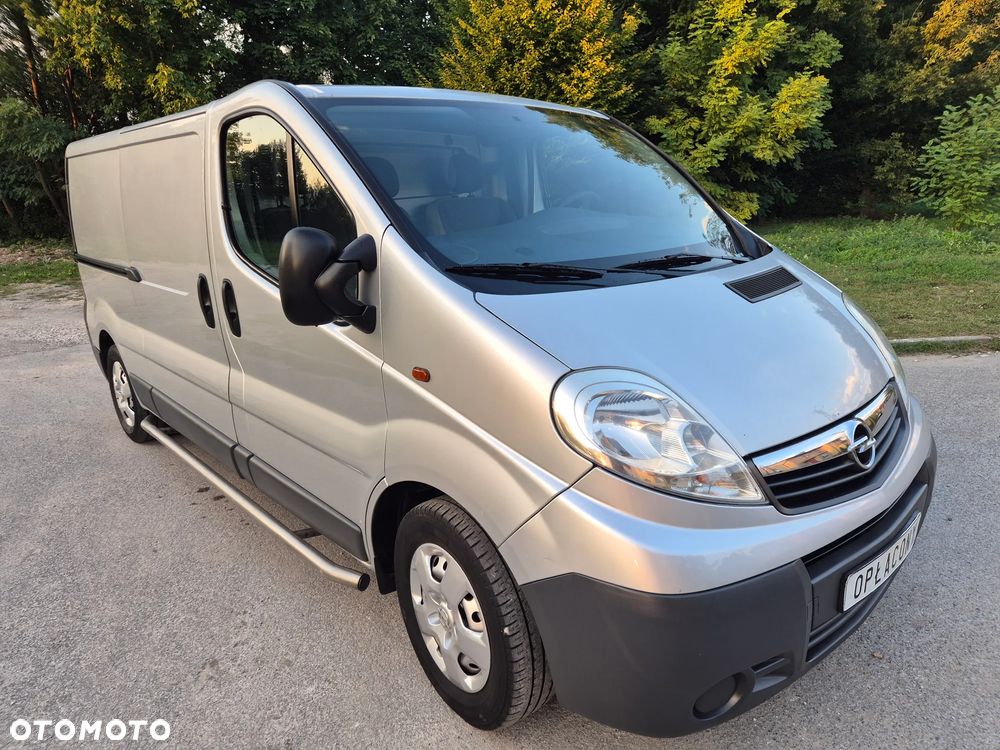 Opel Vivaro - 13