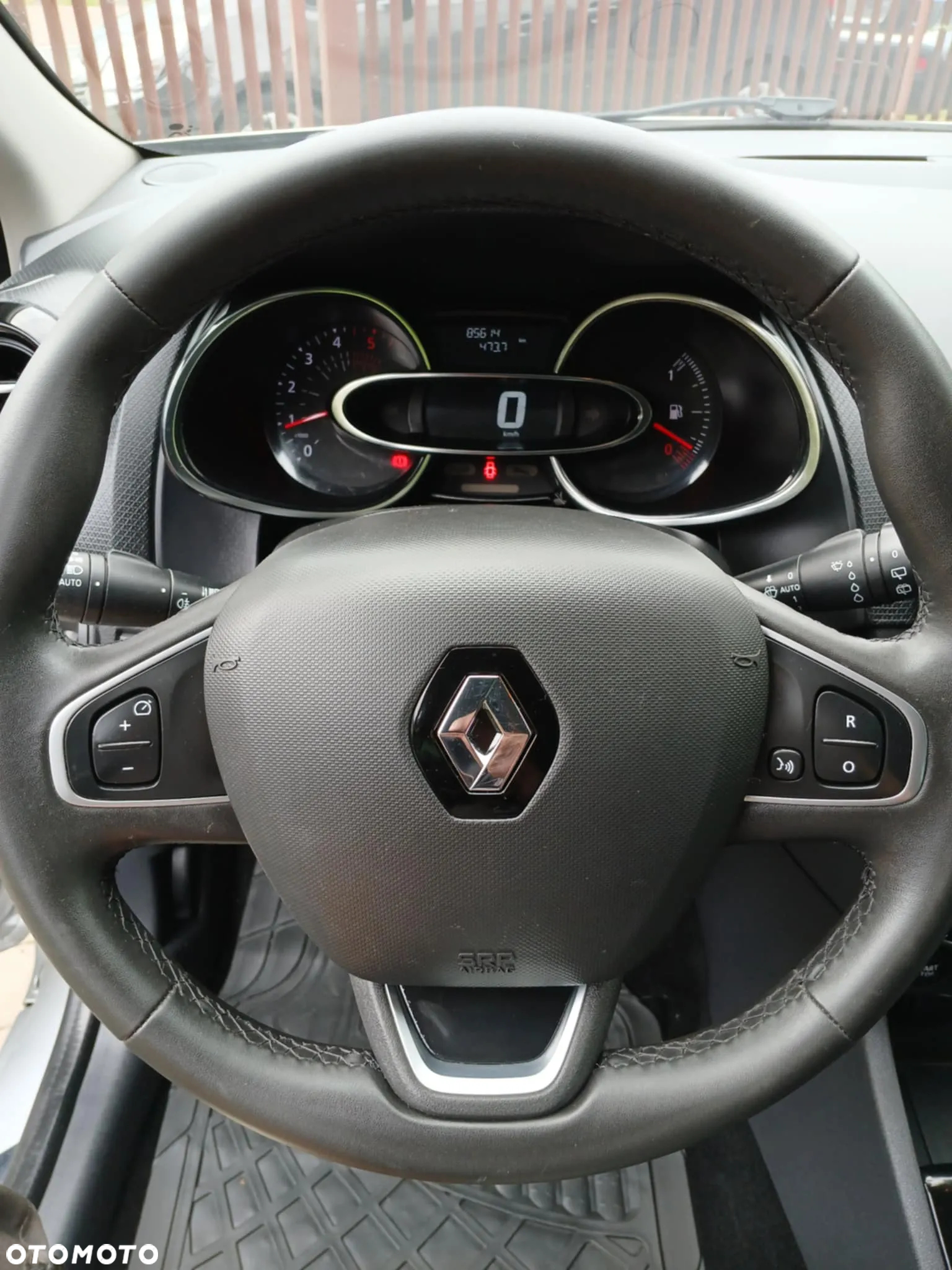 Renault Clio dCi 90 Limited - 7