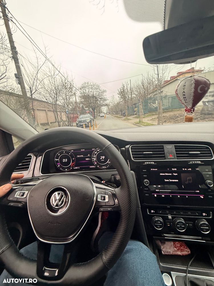 Volkswagen Golf 2.0 TDI DSG Join - 9