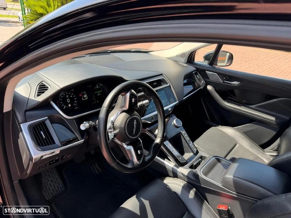Jaguar I-Pace - 5