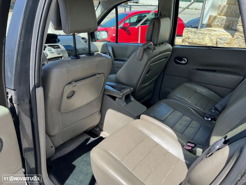 Renault Scénic 1.5 dCi Confort - 17