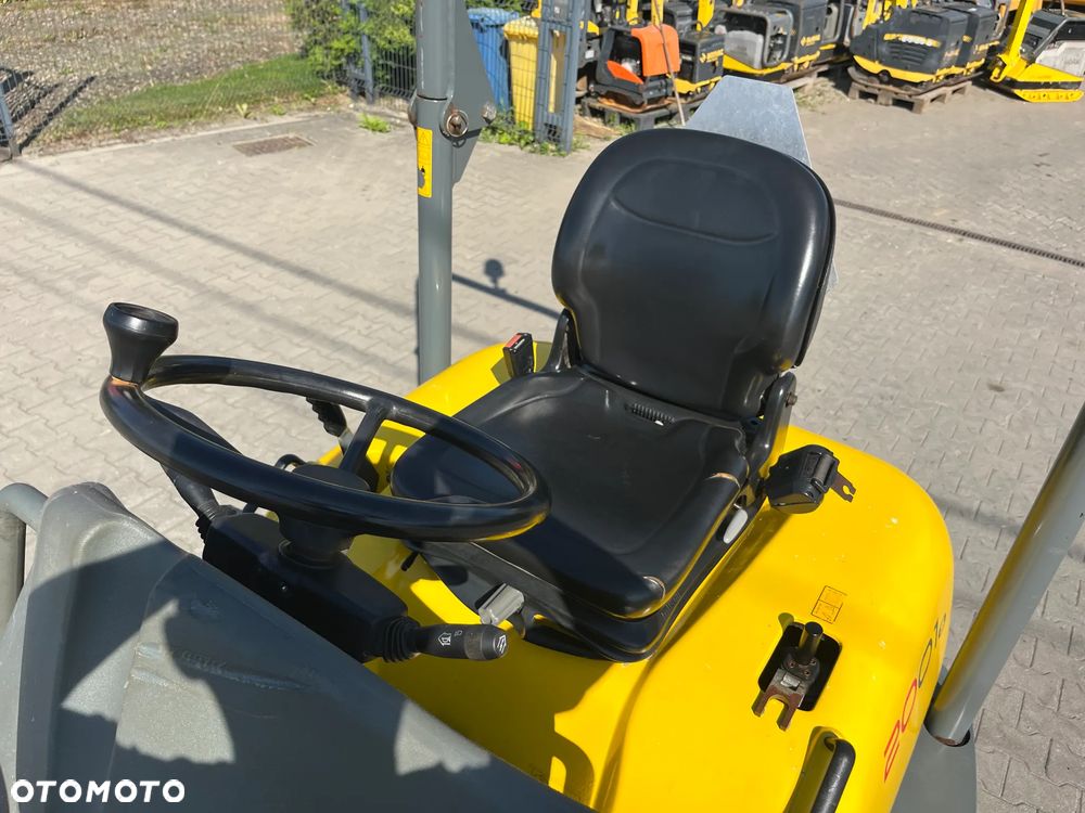 Wacker Neuson 2001 - 21
