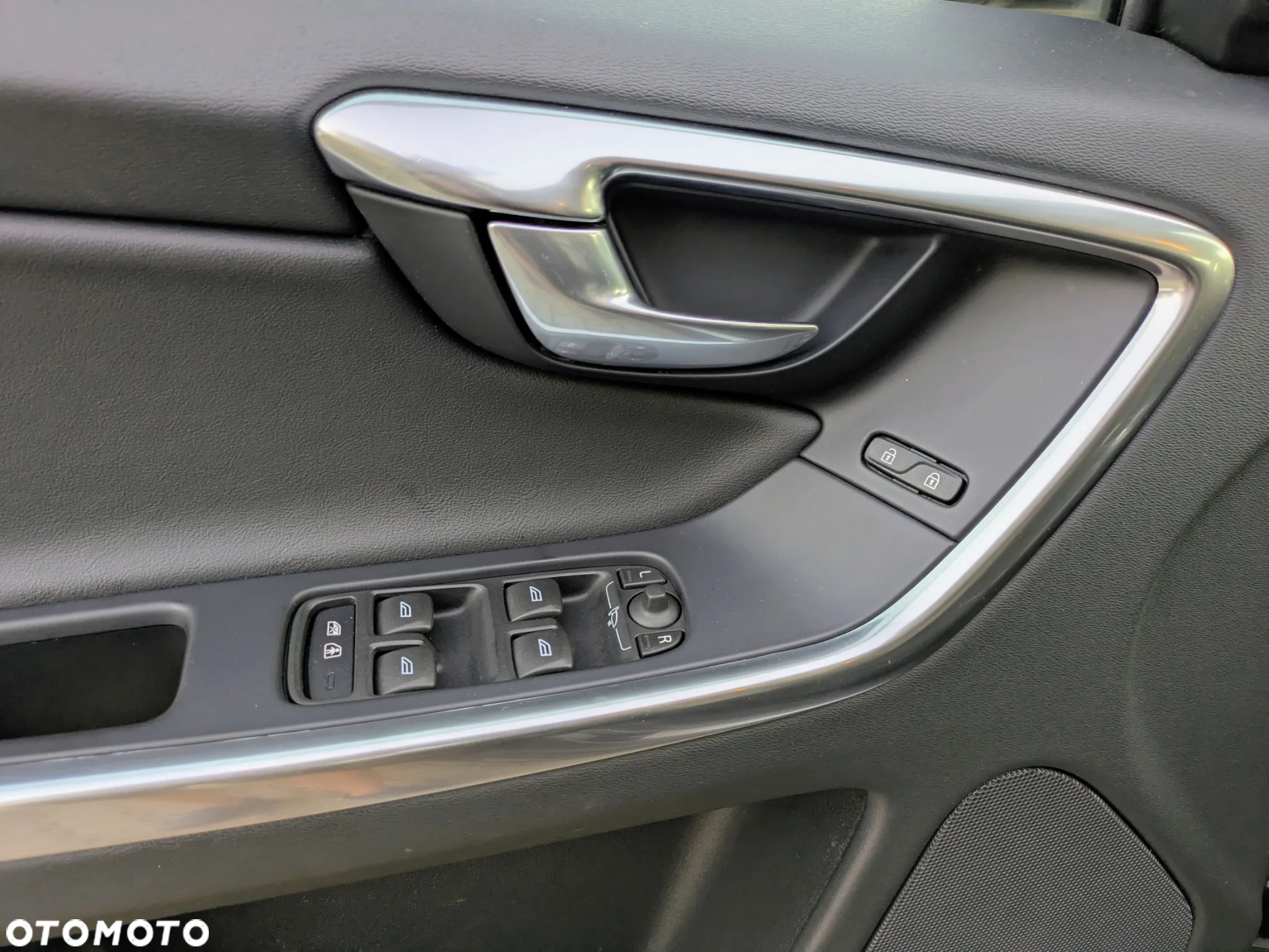 Volvo XC 60 - 19