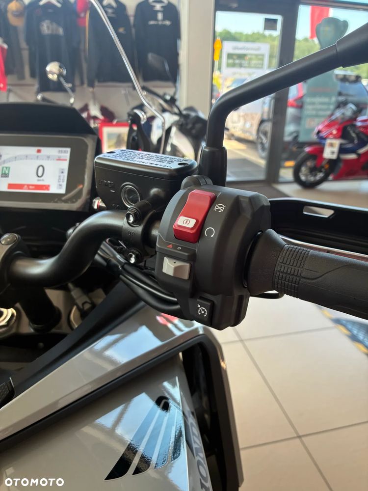 Honda CB - 8