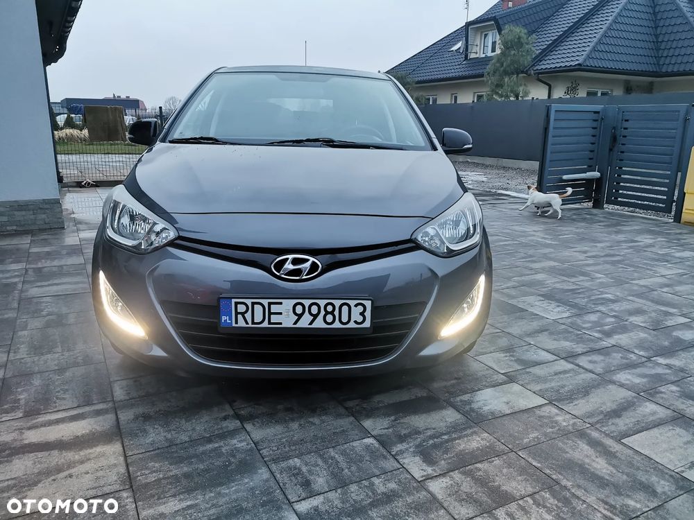Hyundai i20 1.4 Automatik Comfort - 25