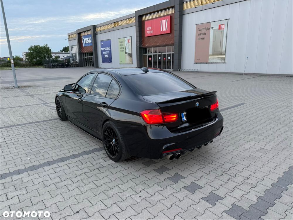 BMW Seria 3 320d - 4