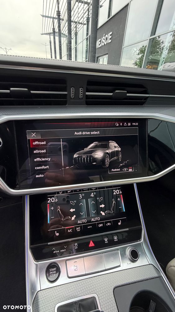 Audi A6 Allroad - 25
