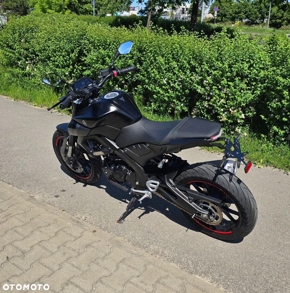 Yamaha MT - 9
